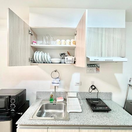 Inspiria Aparthotel Davao City Exteriör bild