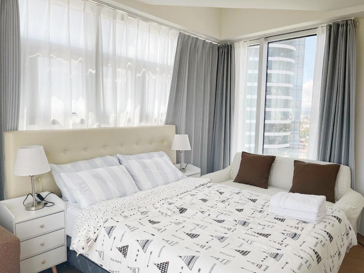 Inspiria Aparthotel Davao City Exteriör bild