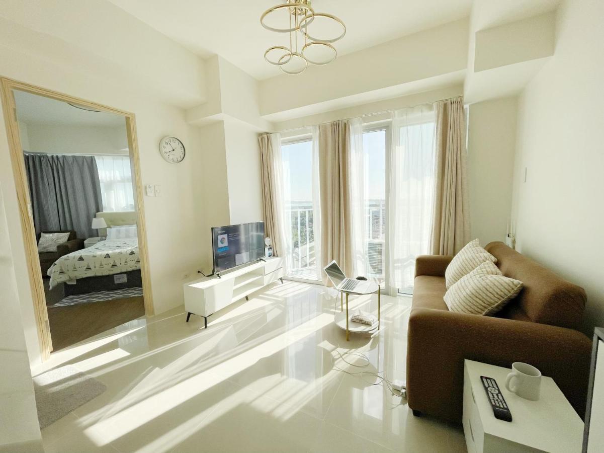 Inspiria Aparthotel Davao City Exteriör bild