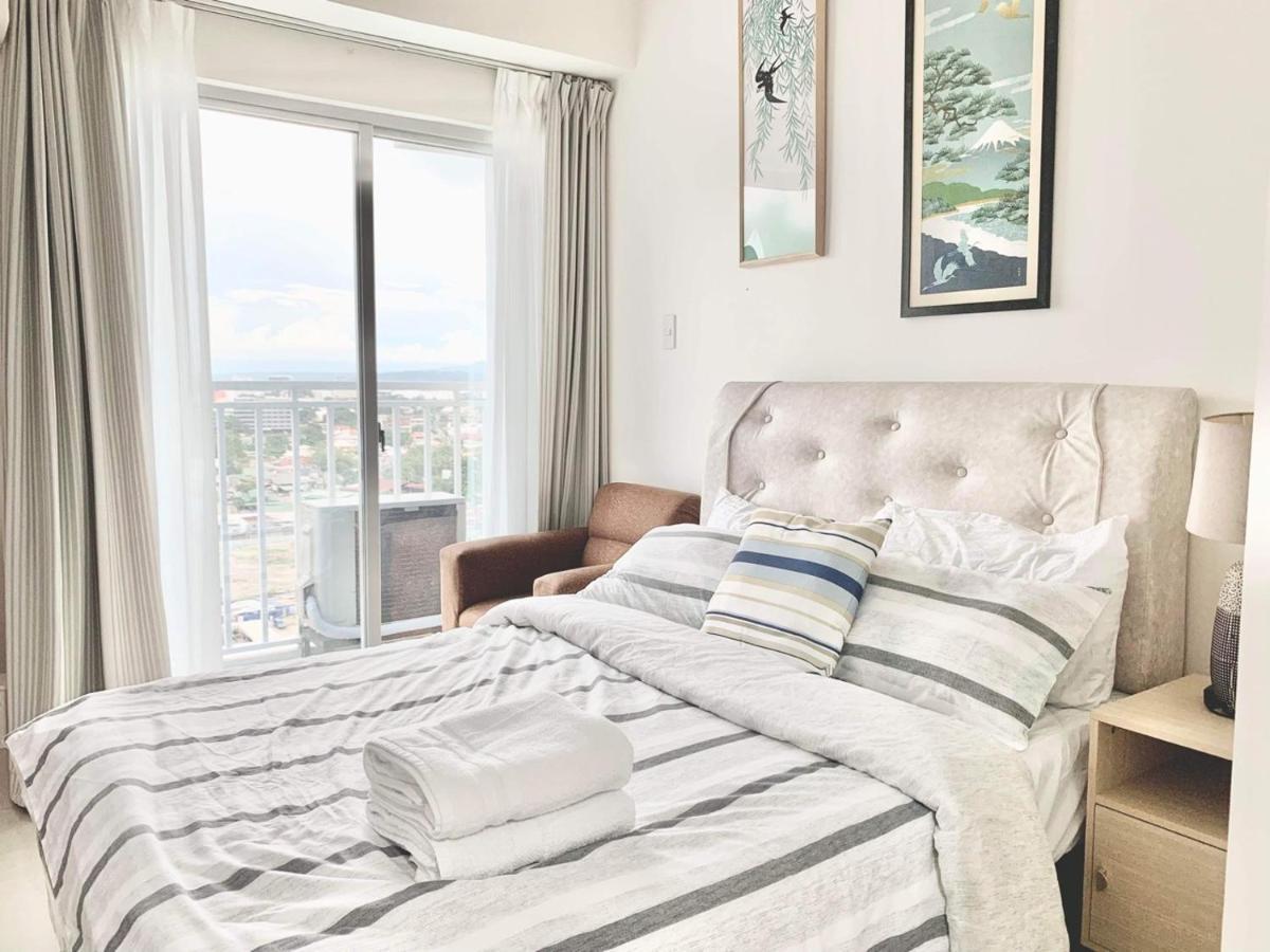 Inspiria Aparthotel Davao City Exteriör bild