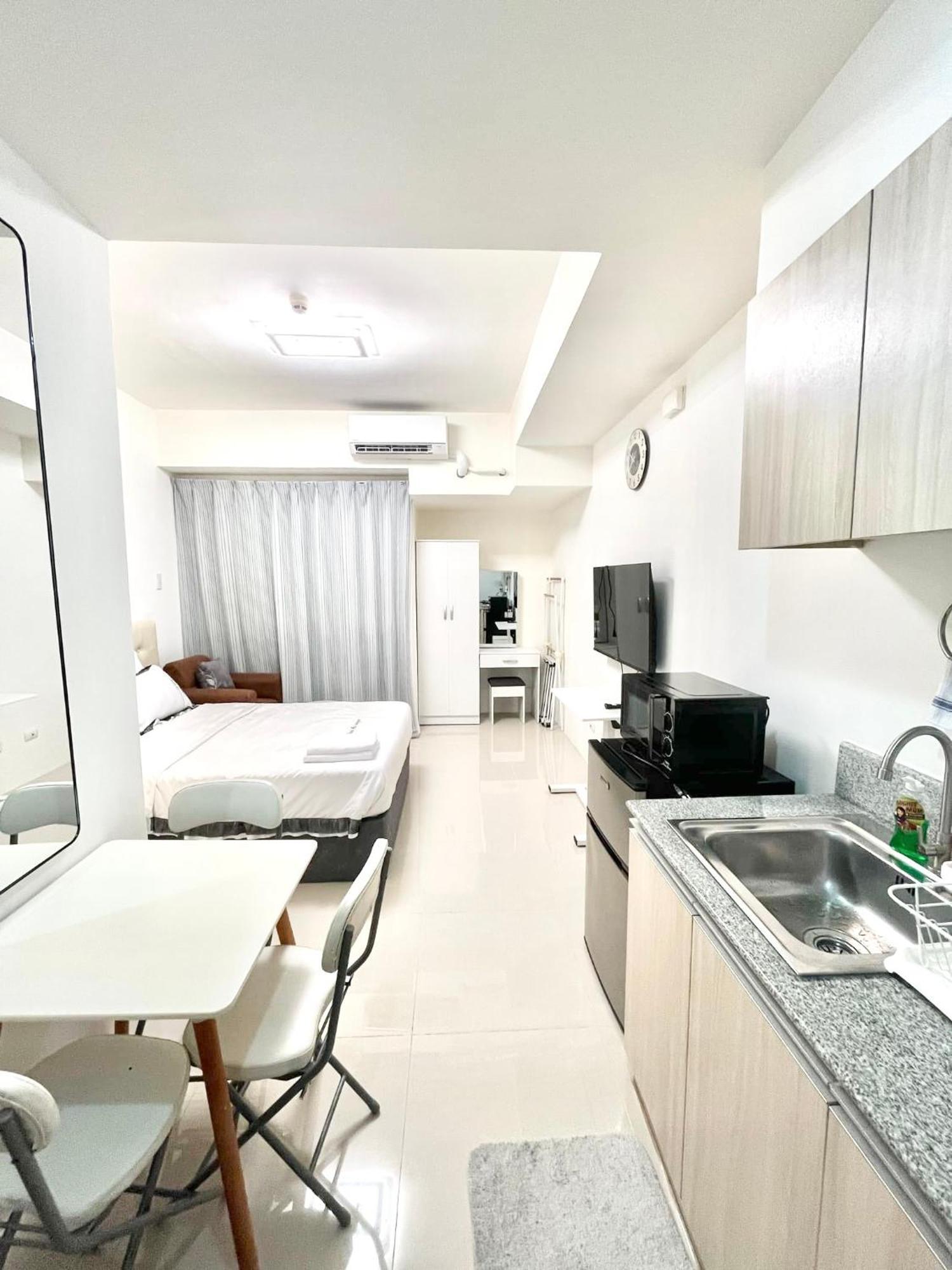 Inspiria Aparthotel Davao City Exteriör bild